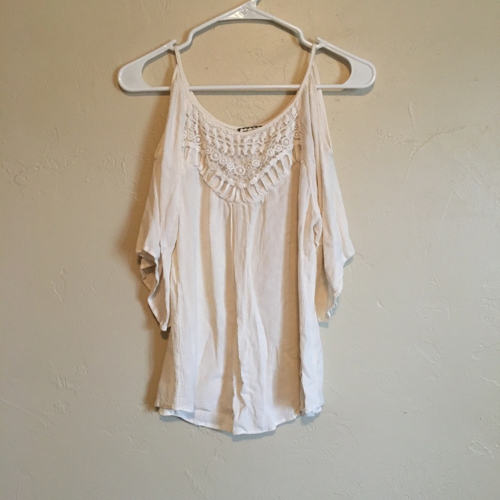 Adorable White Boho Blouse